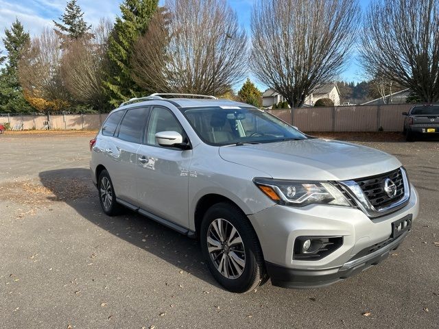 2019 Nissan Pathfinder SV