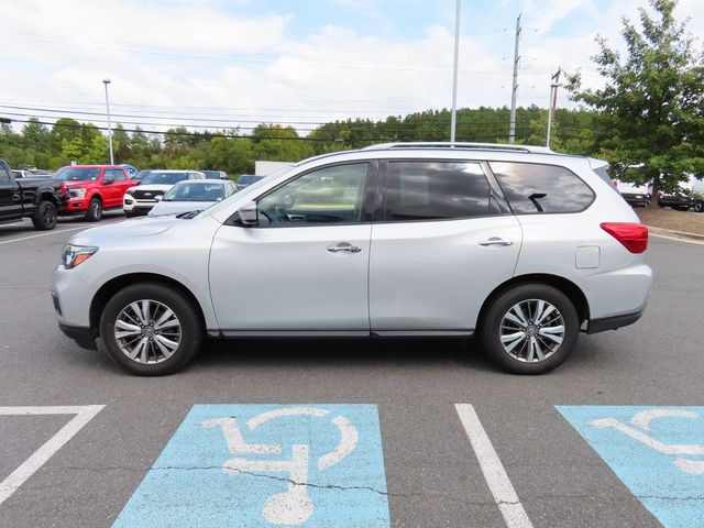 2019 Nissan Pathfinder SV