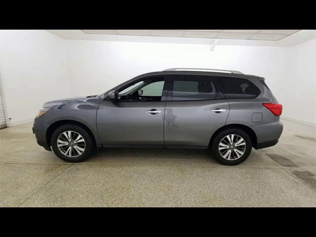 2019 Nissan Pathfinder SV