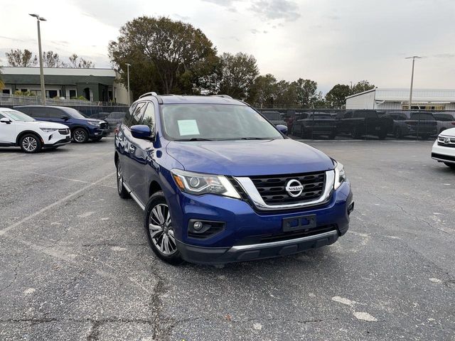 2019 Nissan Pathfinder SV