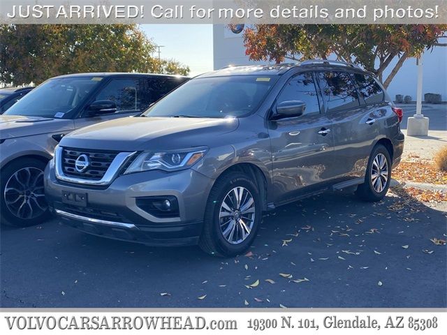 2019 Nissan Pathfinder SV