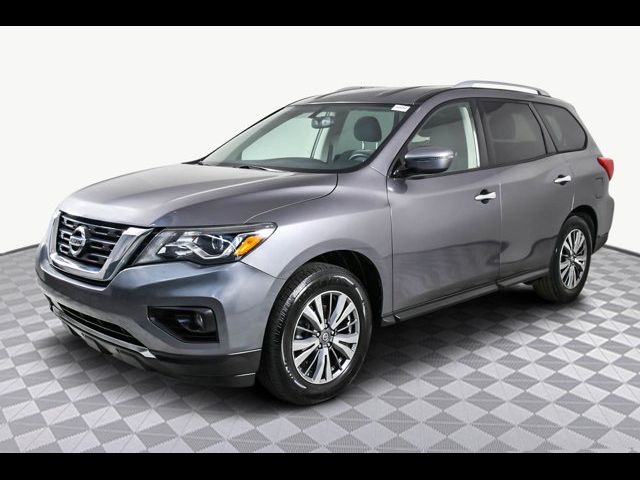 2019 Nissan Pathfinder SV