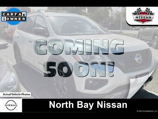 2019 Nissan Pathfinder SV