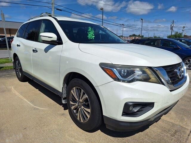 2019 Nissan Pathfinder SV
