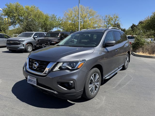 2019 Nissan Pathfinder SV