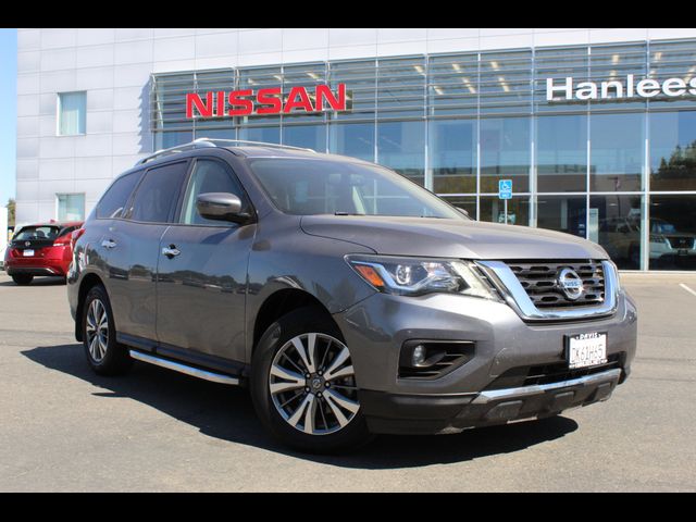 2019 Nissan Pathfinder SV