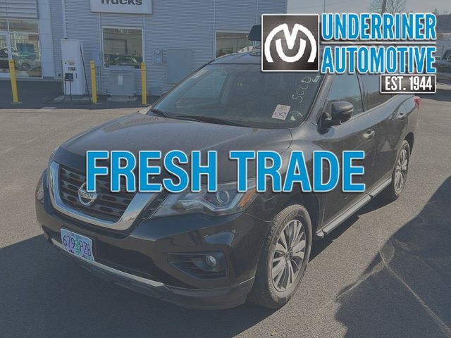 2019 Nissan Pathfinder SV
