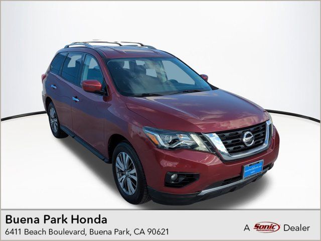 2019 Nissan Pathfinder SV