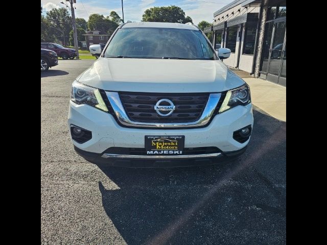 2019 Nissan Pathfinder SV