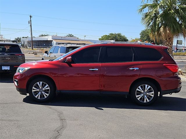 2019 Nissan Pathfinder SV