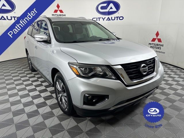 2019 Nissan Pathfinder SV