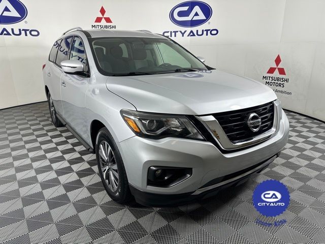 2019 Nissan Pathfinder SV