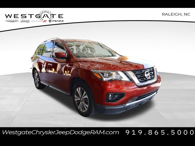 2019 Nissan Pathfinder SV