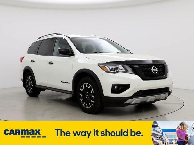 2019 Nissan Pathfinder SV