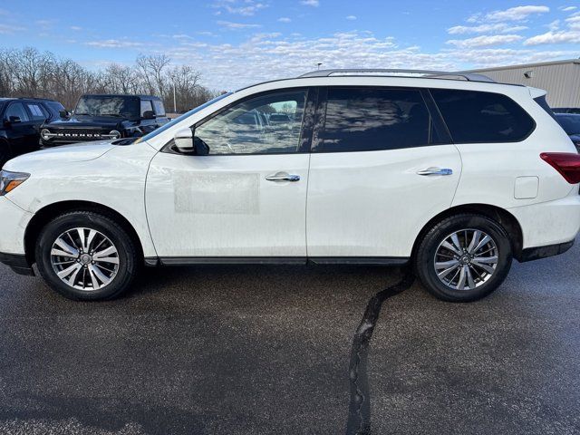 2019 Nissan Pathfinder SV