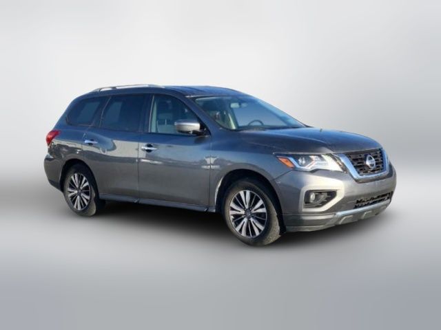 2019 Nissan Pathfinder SV