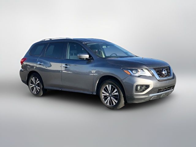 2019 Nissan Pathfinder SV