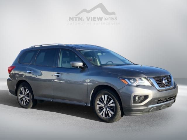 2019 Nissan Pathfinder SV