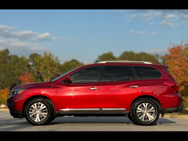 2019 Nissan Pathfinder SV