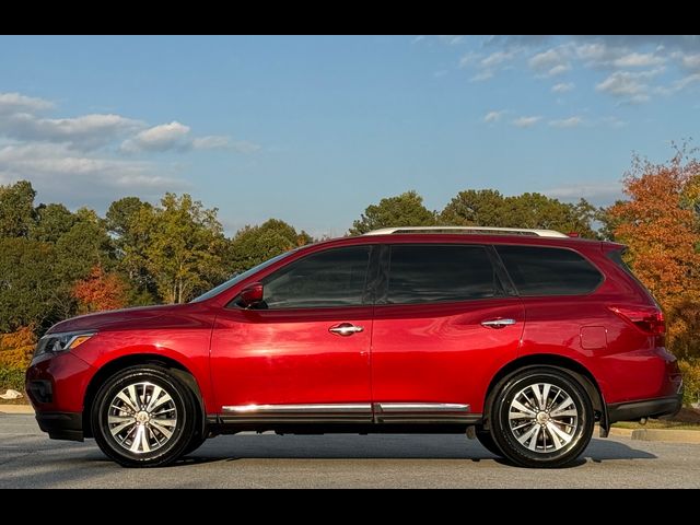 2019 Nissan Pathfinder SV