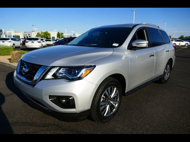 2019 Nissan Pathfinder SV