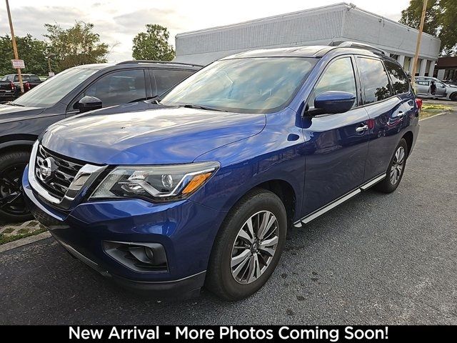 2019 Nissan Pathfinder SV