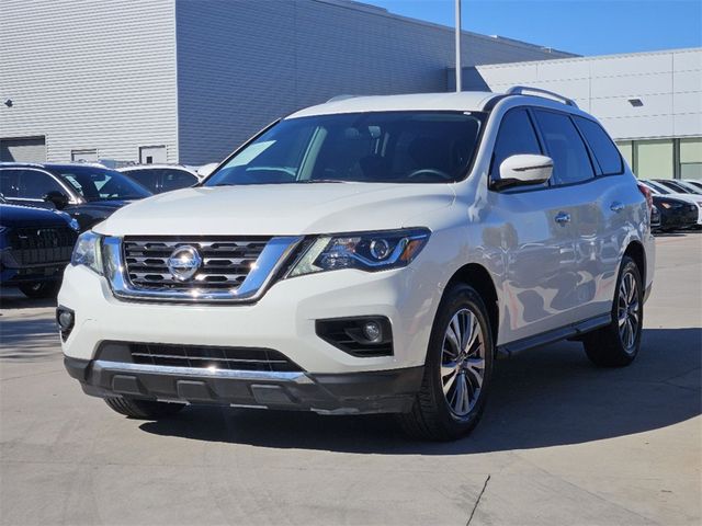 2019 Nissan Pathfinder SV