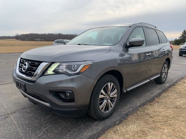 2019 Nissan Pathfinder SV