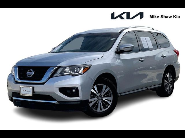 2019 Nissan Pathfinder SV