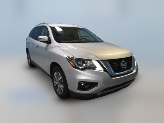 2019 Nissan Pathfinder SV