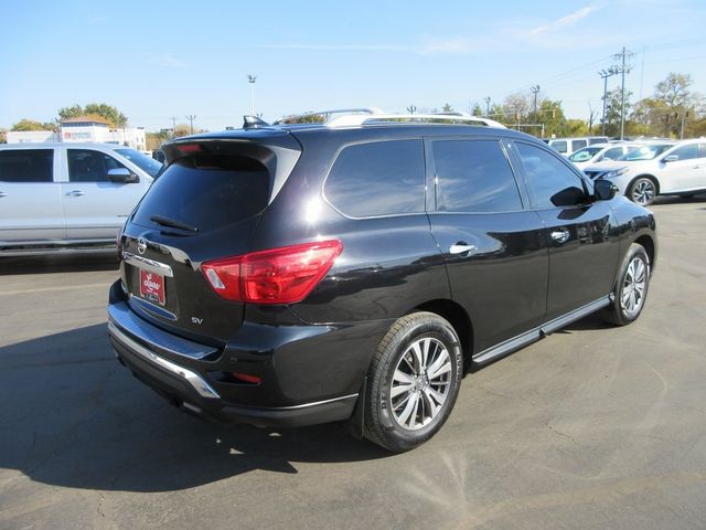 2019 Nissan Pathfinder SV