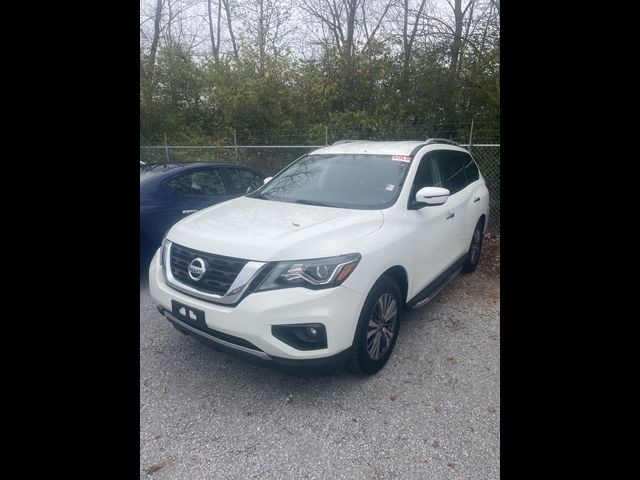 2019 Nissan Pathfinder SV