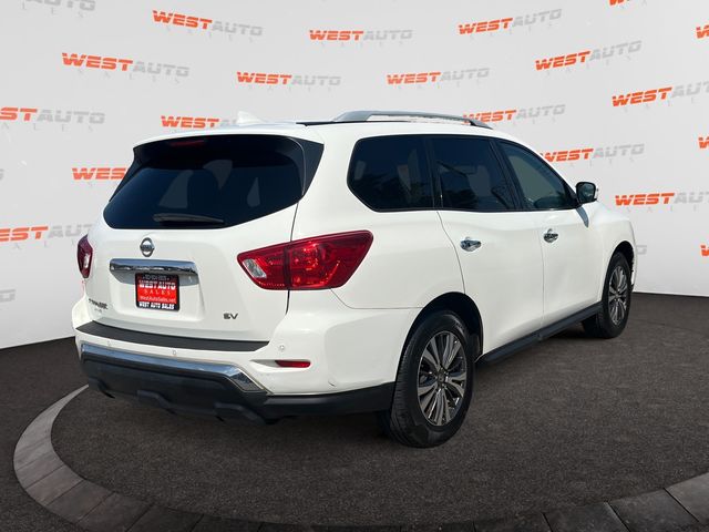 2019 Nissan Pathfinder SV