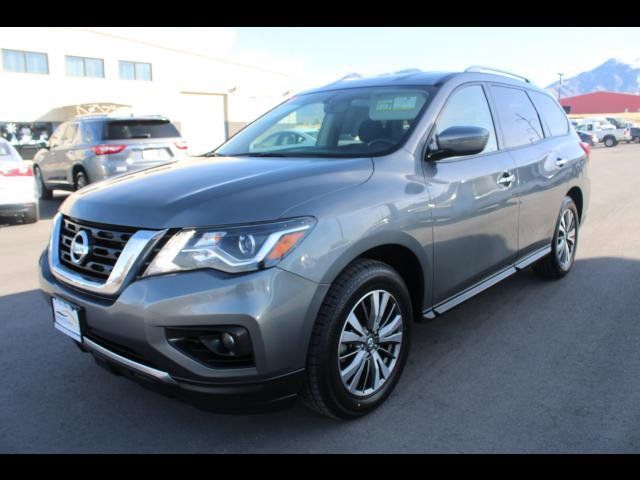 2019 Nissan Pathfinder SV