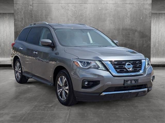 2019 Nissan Pathfinder SV