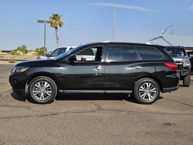 2019 Nissan Pathfinder SV