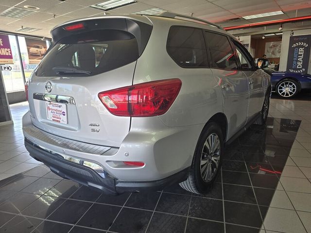 2019 Nissan Pathfinder SV