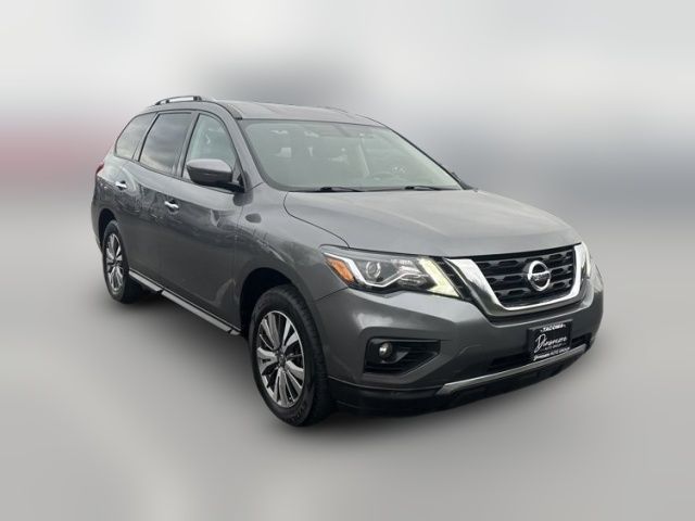 2019 Nissan Pathfinder SV