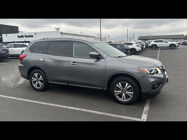 2019 Nissan Pathfinder SV