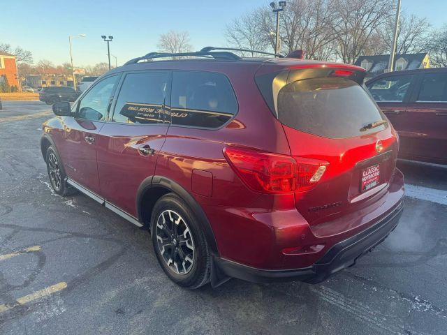 2019 Nissan Pathfinder SV