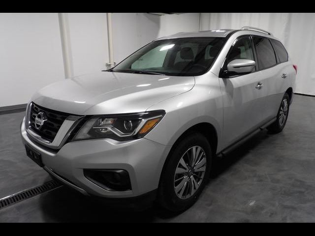 2019 Nissan Pathfinder SV