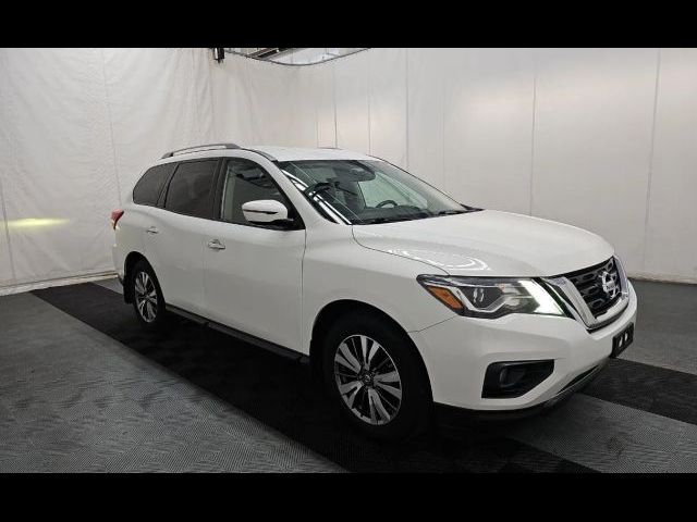 2019 Nissan Pathfinder SV