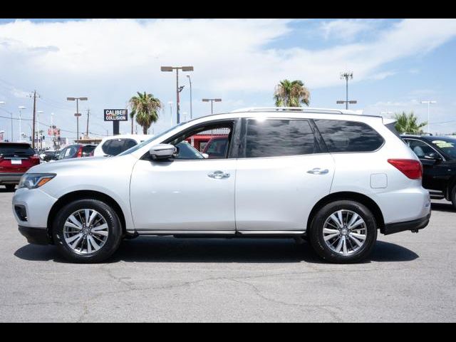 2019 Nissan Pathfinder SV