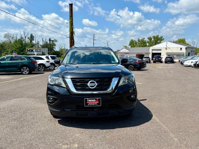 2019 Nissan Pathfinder SV