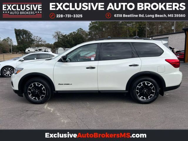 2019 Nissan Pathfinder SV