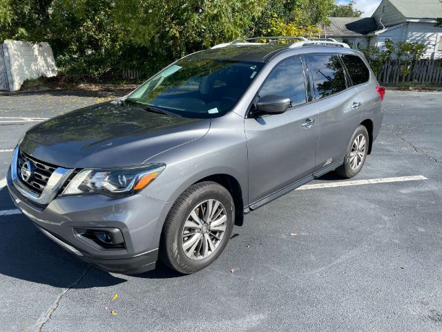 2019 Nissan Pathfinder S