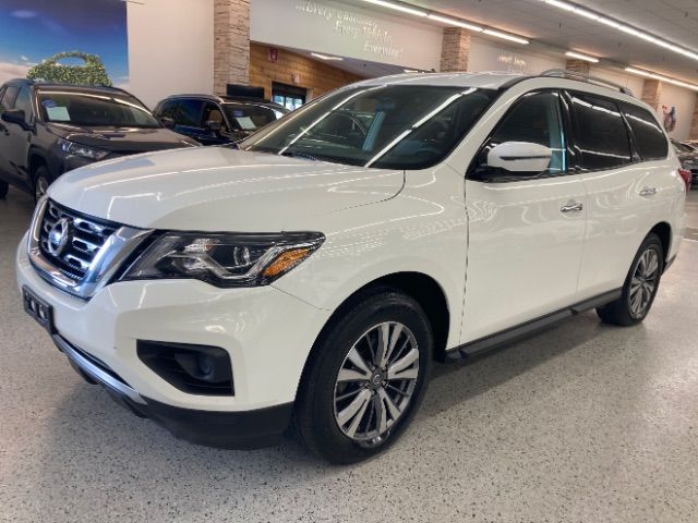 2019 Nissan Pathfinder S