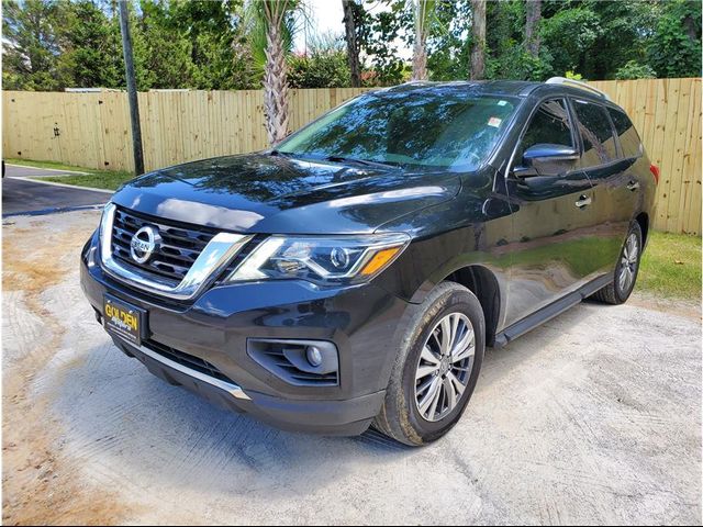 2019 Nissan Pathfinder SL