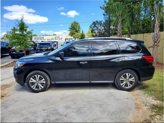 2019 Nissan Pathfinder SL