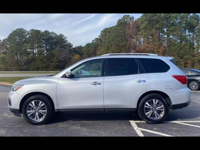 2019 Nissan Pathfinder SV